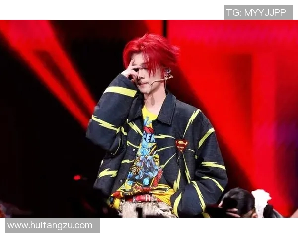 鹿晗携手捷克足球明星共创体育盛事引发粉丝热议 鹿晗携手捷克足球明星共创体育盛事引发粉丝热议