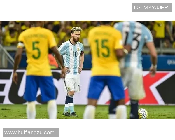 足球明星精彩瞬间集锦全景展示尽显球场魅力与风采 足球明星精彩瞬间集锦全景展示尽显球场魅力与风采